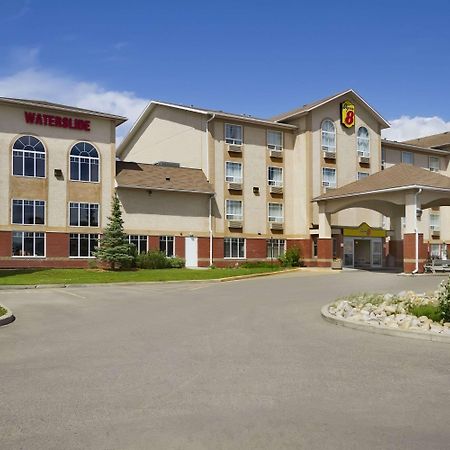 Super 8 By Wyndham Fort St. John Bc Hotel Exterior foto